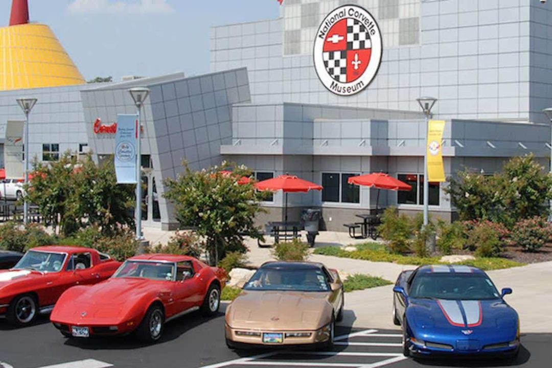 Classic Corvettes in front of National Corvette Museum.